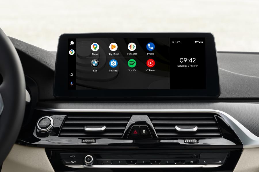 Детали интерьера BMW 530e xDrive M Sport (G30) 2020 года  (WW) (фото 46 из 78)